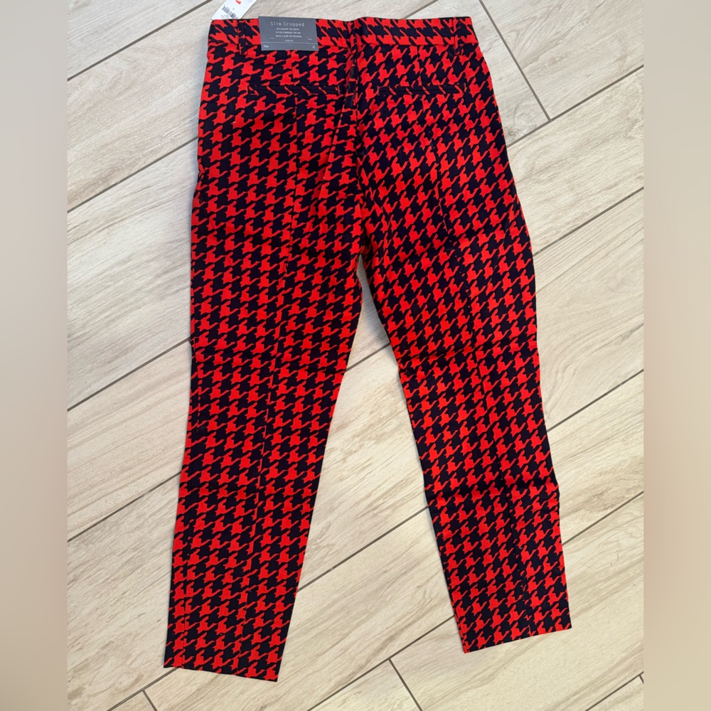 NWT! GAP Slim Cropped Houndstooth Red and Navy Pants - Picture 2 of 6